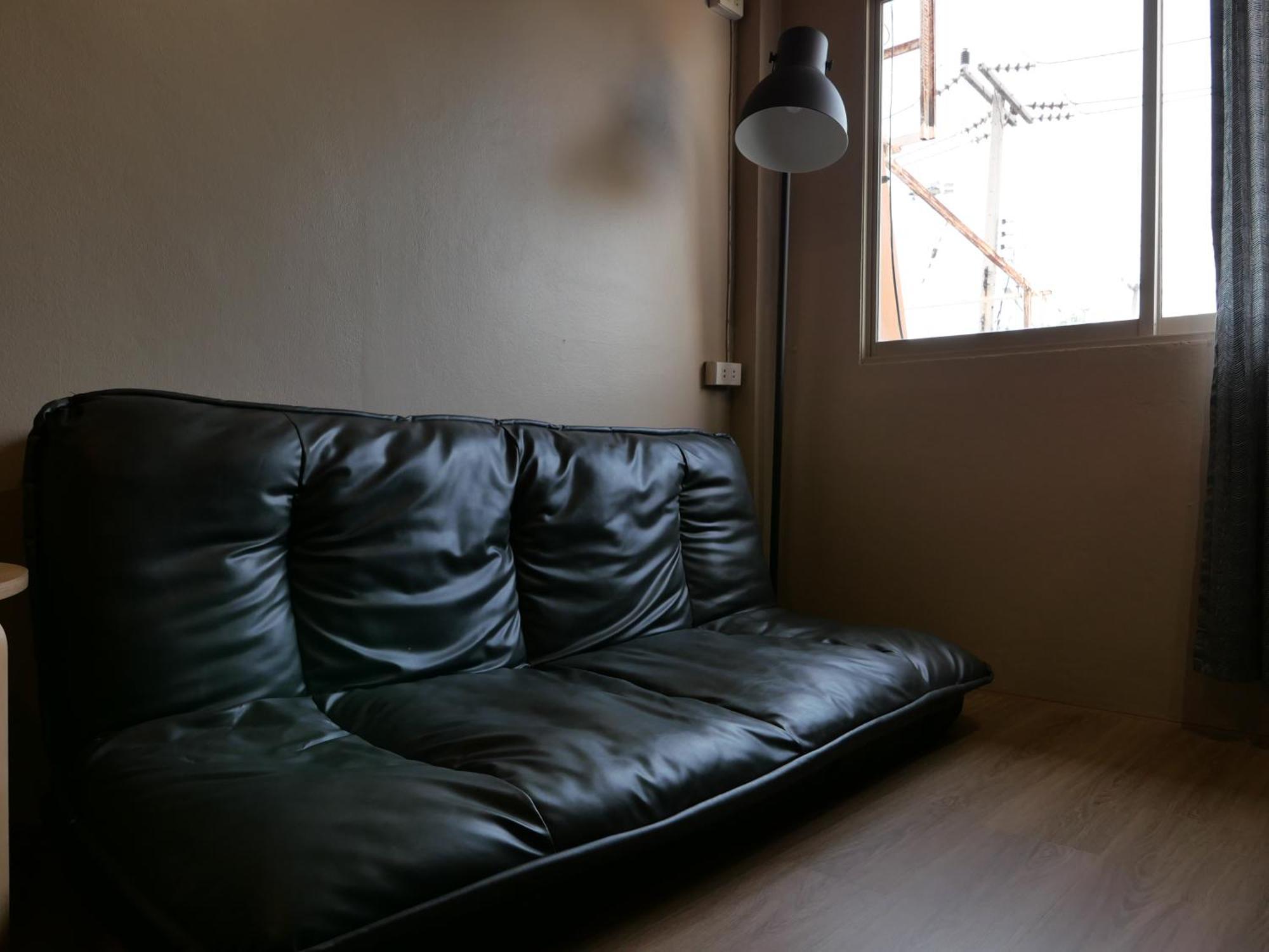 Films House Hostel Bang Saen Exterior photo