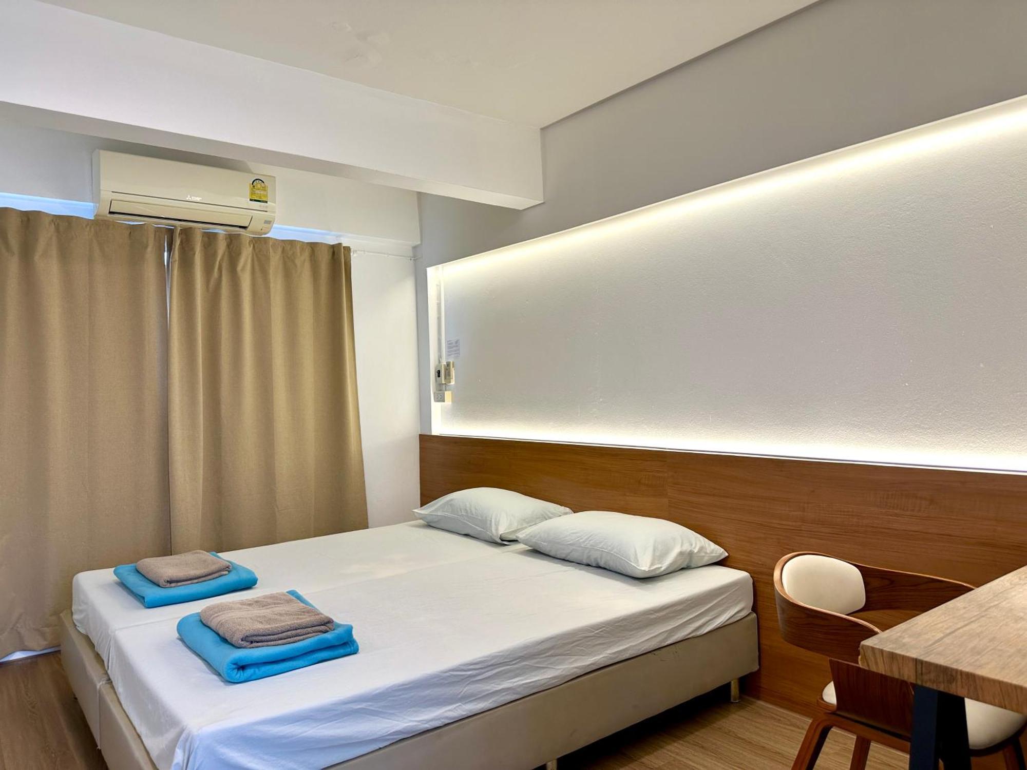 Films House Hostel Bang Saen Exterior photo
